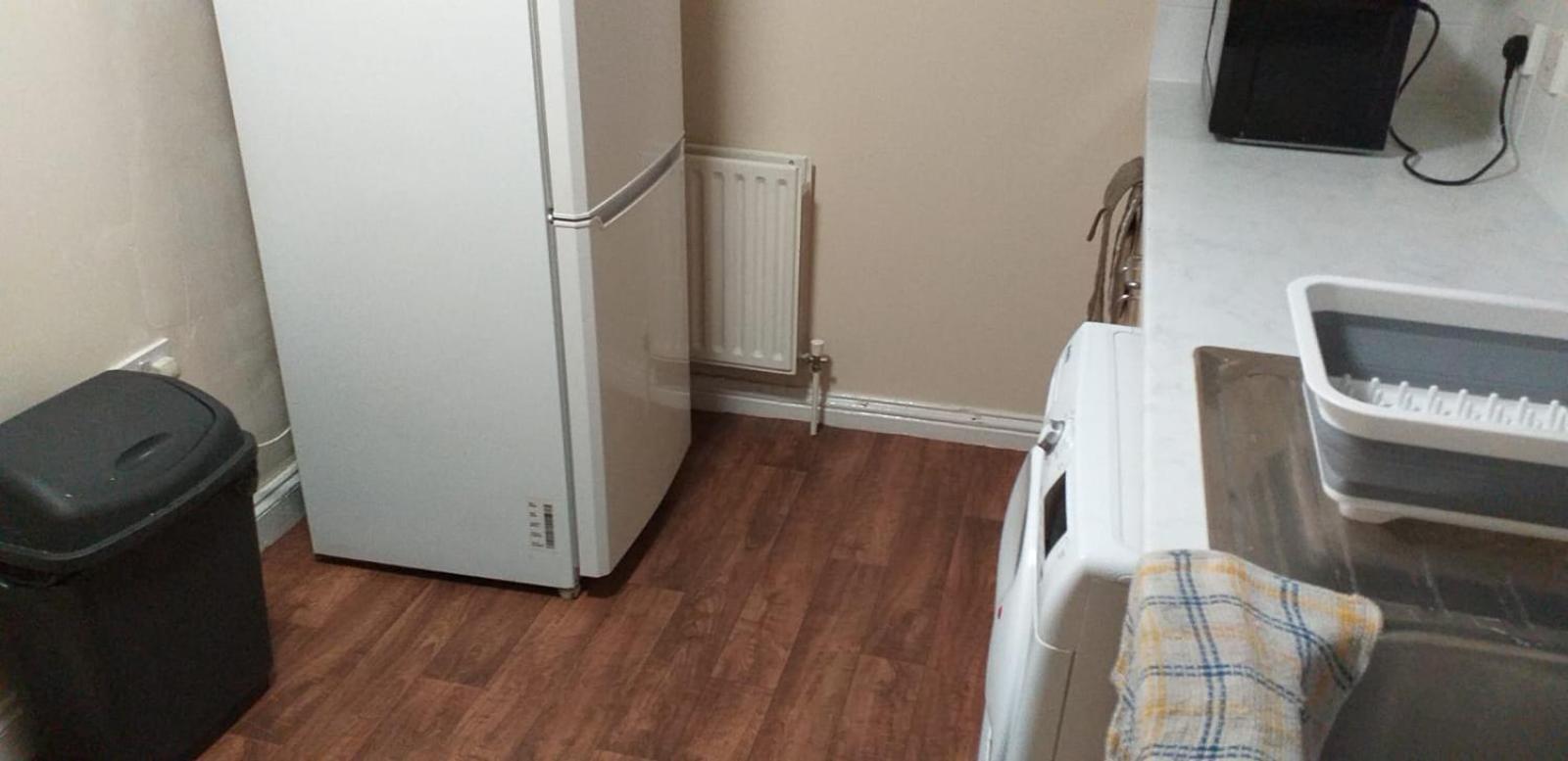 London Zone 2 Lovely 4 Bedroom Apartment - 3 Trowbridge Road Luaran gambar